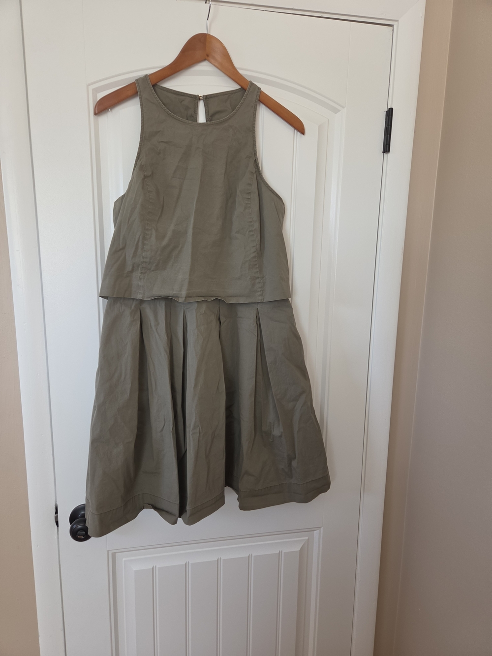 Women's Olive Green Sleeveless Party Dress